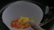 Файл: Fried Rice In China.webm