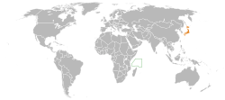 SeychellesとJapanの位置を示した地図