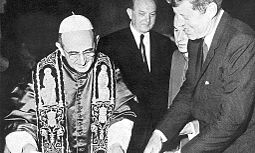 Pope Paul VI meets with the first Catholic U.S. president, John F. Kennedy, 2 July 1963 MontiniKennedy.jpg