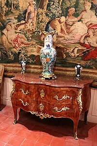 commode deux tiroirs, estampille Pierre Migeon IV.