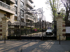 No 7, entrée de la villa Molitor.