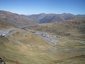 Het dorpje Pas de la Casa, in Grand Valira, in de zomer