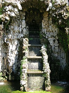 Grotto fountain at Teatro d'Acqua—Theatre of Water.