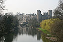 Warwick Castle -mist 23o2007.jpg