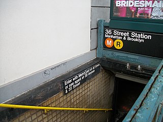 36th Street IND Queens Blvd Entrance(Railing).JPG