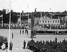 Unveiling of Finland's Statue of Liberty in Vaasa on 9 July 1938, 20 years after the Civil War. Avtackning av frihetsstatyn 1938-07-09.jpg