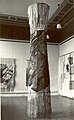 Textilný stĺp (rok: 1970, priemer kruhu: 90 cm, výška: 450 cm, materiál: sisal)