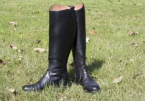 Black English riding field boots