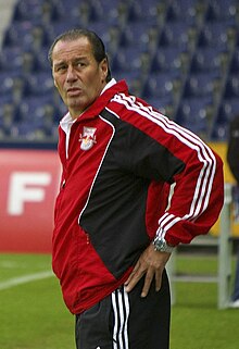 Huub Stevens como entrenador do Red Bull Salzburg, 2010