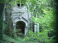 La chapelle sous les frondaisons - 3