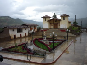 Plaza de Armas de Llumpa