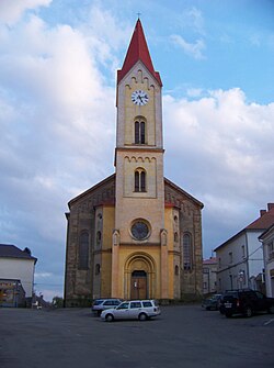 Farní kostel svatého Martina ve Mšenu u Mělníka