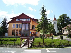 Malnaș town hall