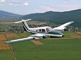 Piper PA-44