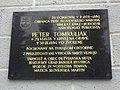 Peter Tomkuljak emléktáblája