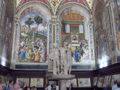 Grupo escultórico romano de la biblioteca Piccolomini de Siena