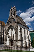 Vue d'ensemble de l'église Saint-Michel.