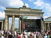 Umweltfestival 2011 vor dem Brandenburger Tor.jpg