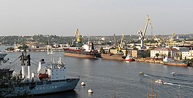 Image illustrative de l’article Bombardement du chantier naval de Sébastopol