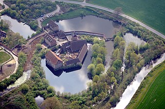 Stoeterij (v.m. omgracht kasteel) Kakesbeck, Elvert, tijdens de restauratie