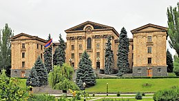 Ermenistan Ulusal Meclisi Binası, Erivan