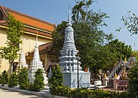 2016 Пномпень, Ват Ботум (10) .jpg