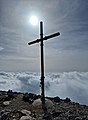 Croce presente sulla vetta.