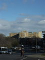 Vue de l'intersection de la rue Cherrier et de l'avenue du Parc-Lafontaine