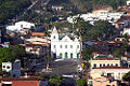 Imagem aérea da Igreja Católica e da Praça Duque de Caxias