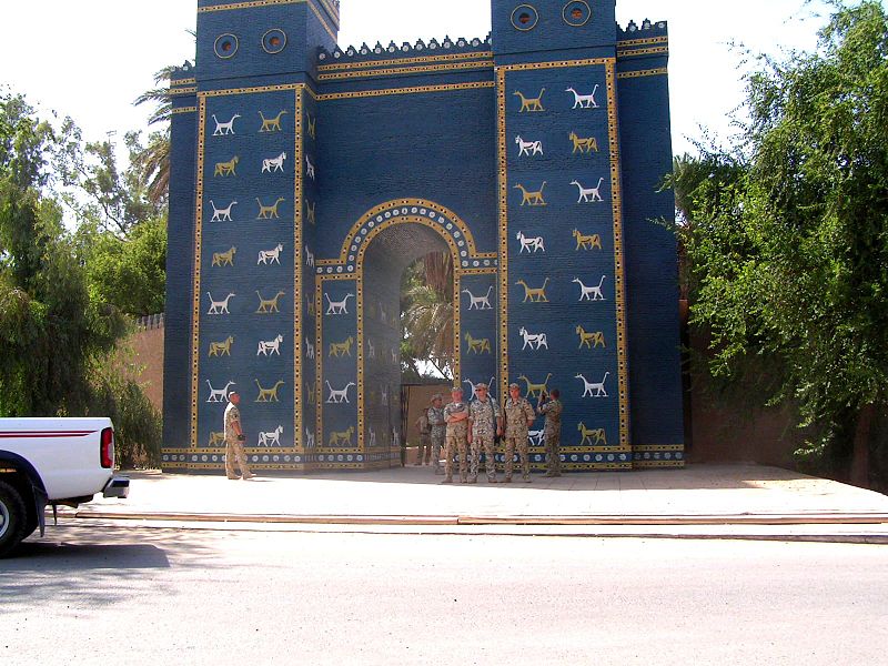 Ishtar Gate replica in Babylon 2004 (Wikipedia Commons)