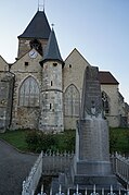 Le monument aux morts.