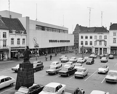 1966 - Vroom & Dreesmann, Sittard (gesloopt in 2022)