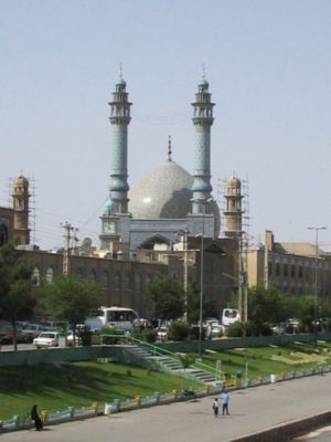 300px-Qom_masjed-e-hazrat-masumeh.jpg