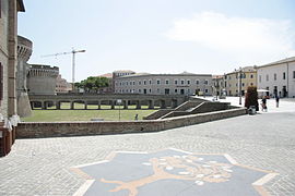 Rocca Roveresca et Piazza del Duca