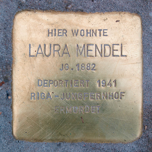 File:Stolperstein-Schwäbisch Gmünd-Laura Mendel.jpg