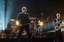 U2 performing in Paris on 7 December 2015, the final date of the Innocence + Experience Tour. It was filmed for an HBO-broadcast concert video. U2 in Paris, Dec 7 2015 (22980117714).jpg