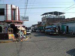A typical street scene in Usulután