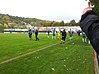 Kurz nach dem Abpfiff des Spiels der Regionalliga Bayern zwischen dem VfB Eichstätt und dem TSV 1860 München (1:2) am 3. Oktober 2017; Spieler und Trainer des VfB Eichstätt