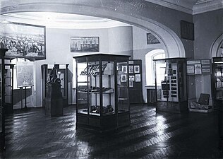 Експозиція відділу «Київська Русь» у приміщенні Лаврської Друкарні, 1939 р.