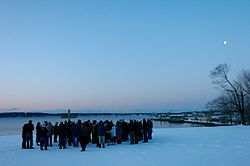 Sunrise service in Rockland, Maine 2007sunriseservice.jpg