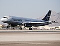 Airbus A320-231 de Mexicana (N369MX) aterrizando en el Aeropuerto Internacional McCarran.