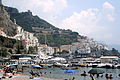 Pogled s mora na Amalfi