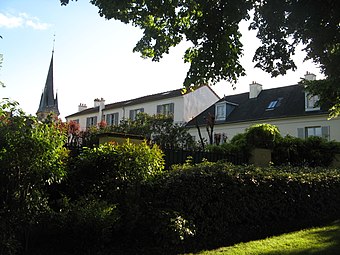 …depuis le jardin de la Ménagerie.