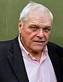 Brian Dennehy incarne Dom Wilkinson