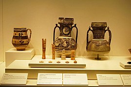 Ejemplos de esgrafiados en varias piezas del periodo romano en la península ibérica. Museo del Teatro Romano de Cartagena.