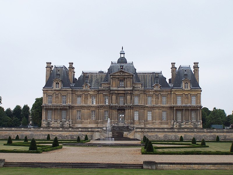 File:Chateau-de-maison-lafitte.JPG