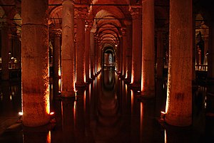 English: The Basilica Cistern in Istanbul, Tur...