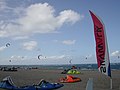 Kitesurfeurs en action à Kitebeach