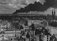 Magdeburg brennende BRABAG-Werke Januar 1945.jpg