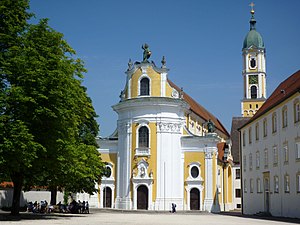 Klosterkyrkan Sankt Georg i Ochsenhausen.